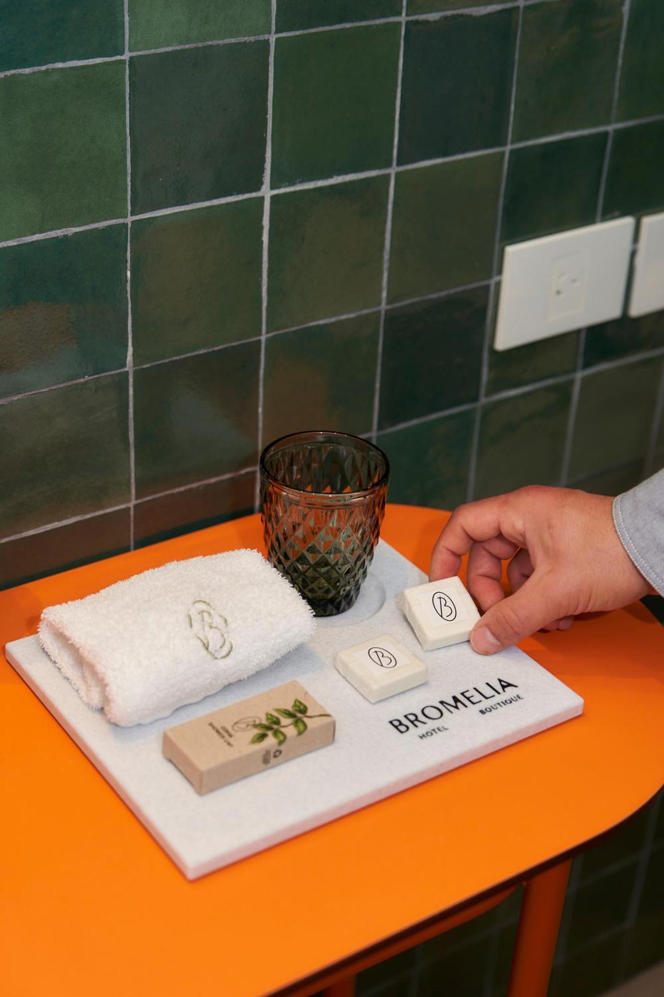 Bromelia Hotel Boutique Буенос Айрес Екстериор снимка